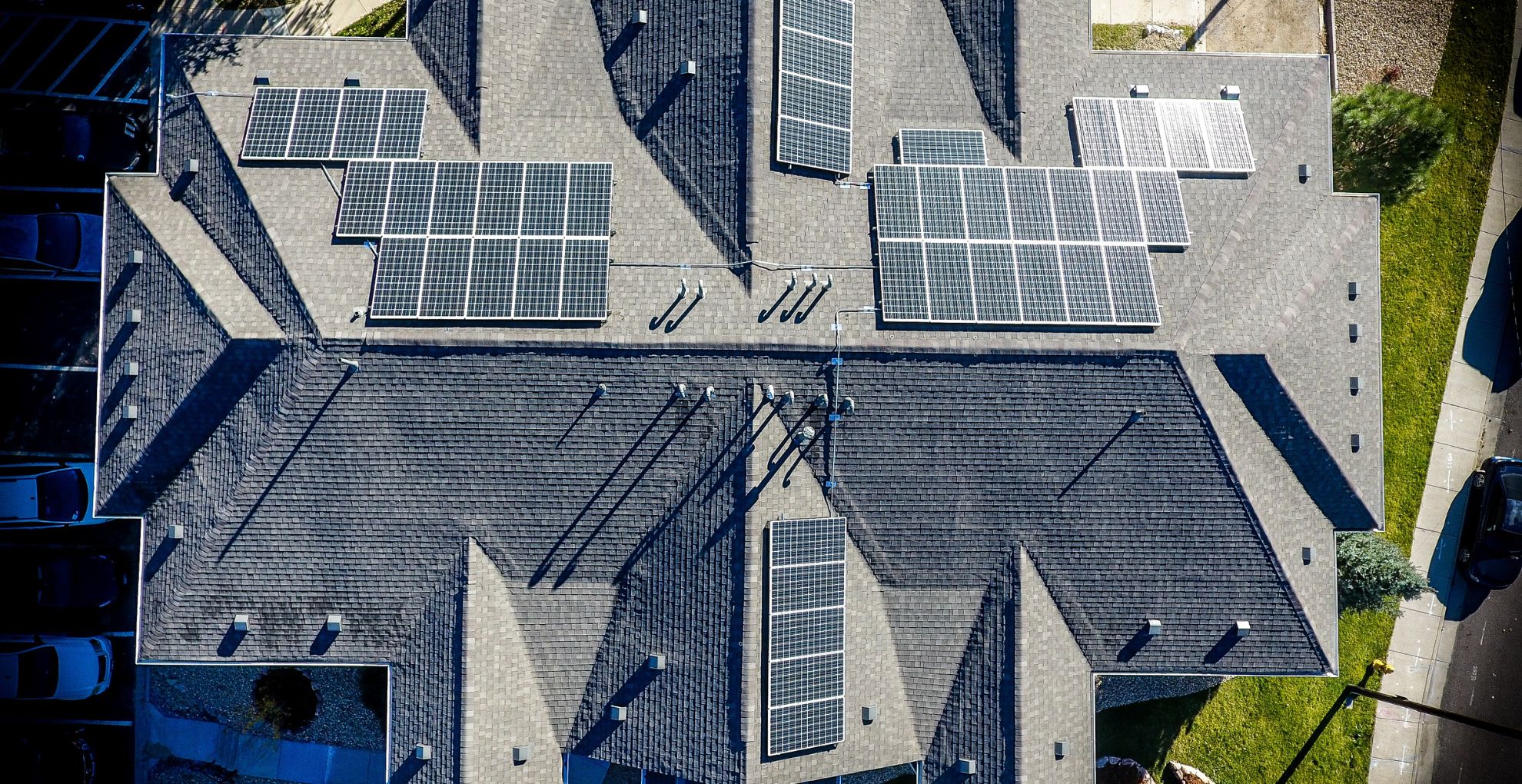 How Solar Panels Impact Home Value in 2025