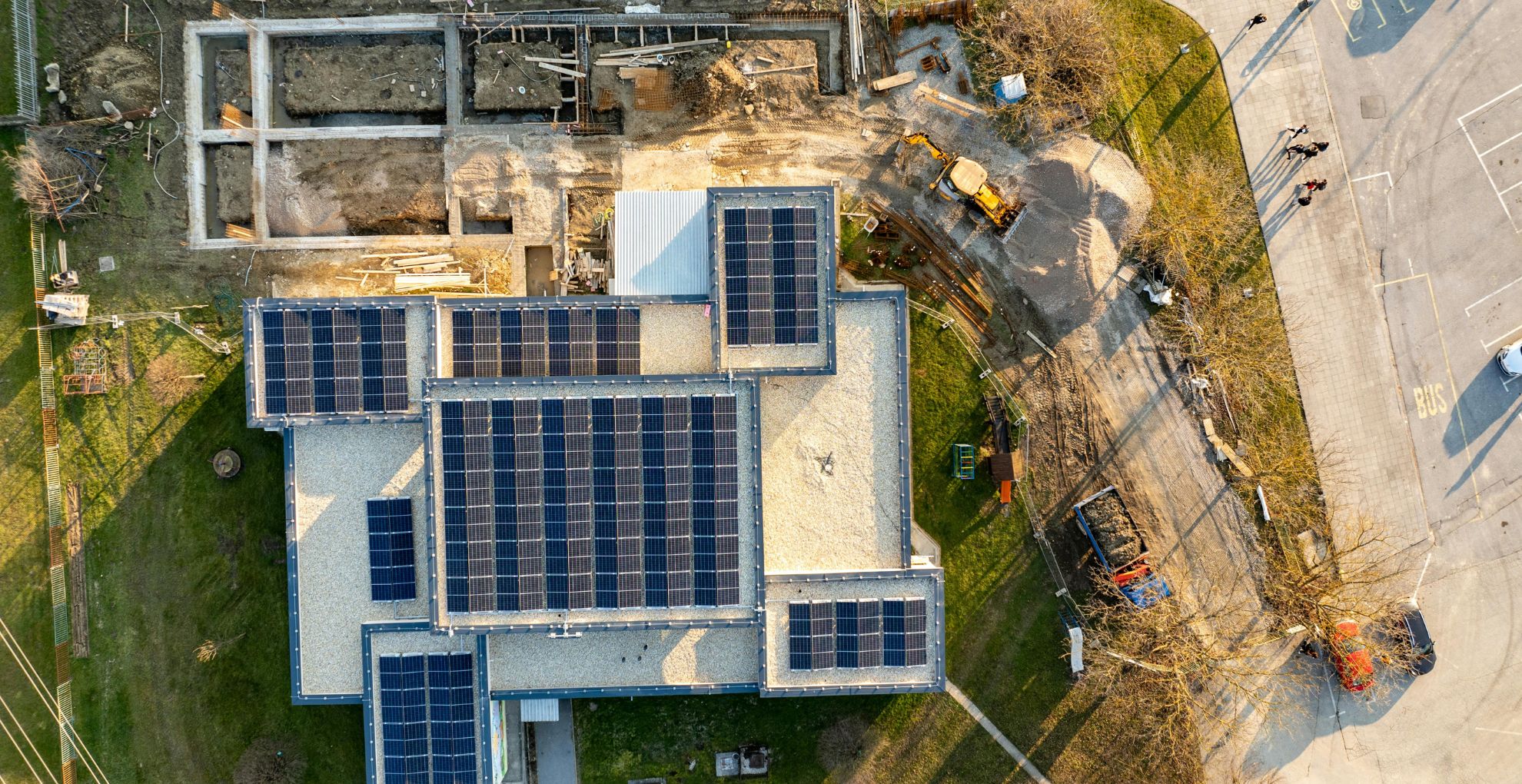 AI-Powered Solar Systems in 2025: Smarter Home Energy