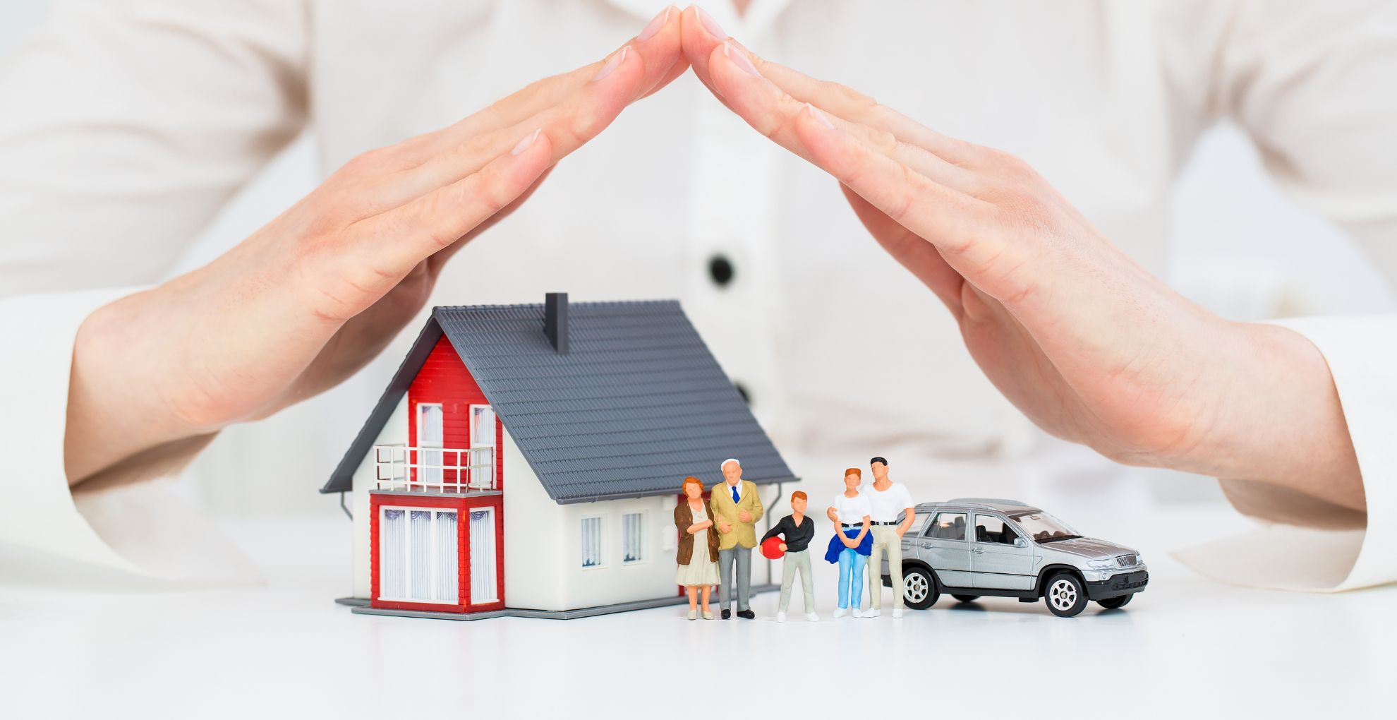 Bundling Car and Home Insurance in 2025: Save More Now